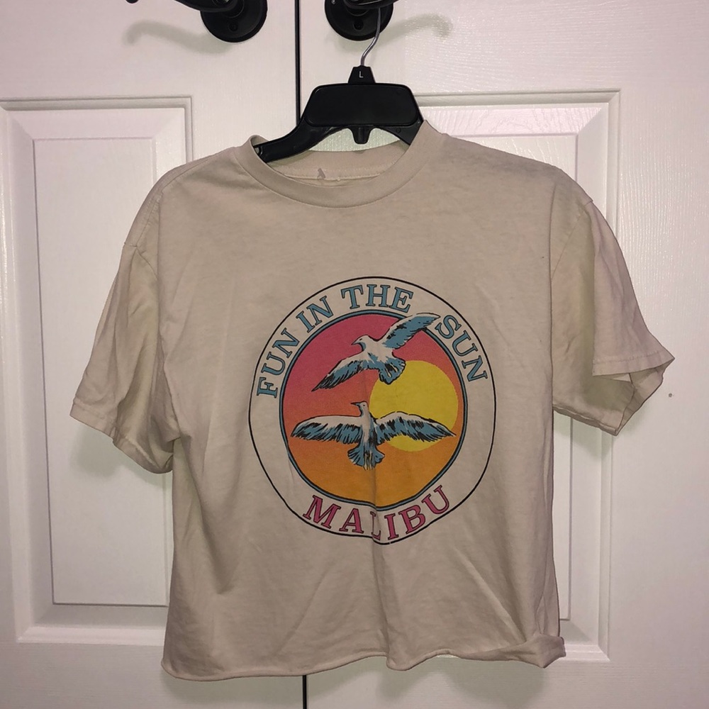 *BRAND NEW* brandy Melville tee